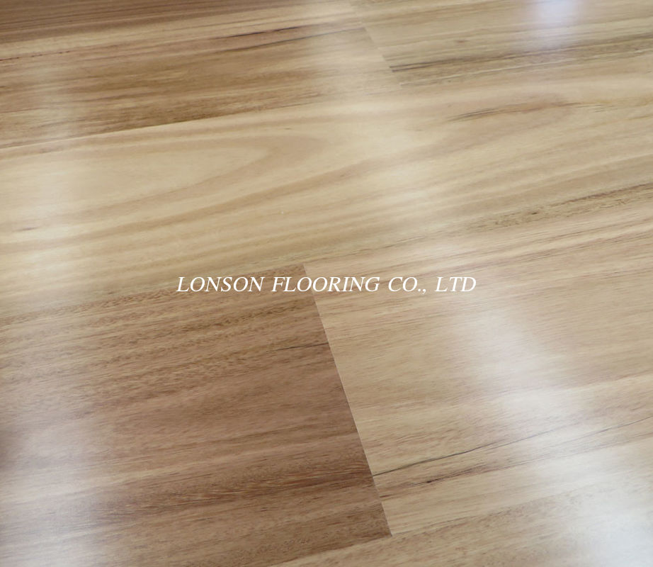 5g Click Blackbutt Engineered Timber Flooring Smooth And High