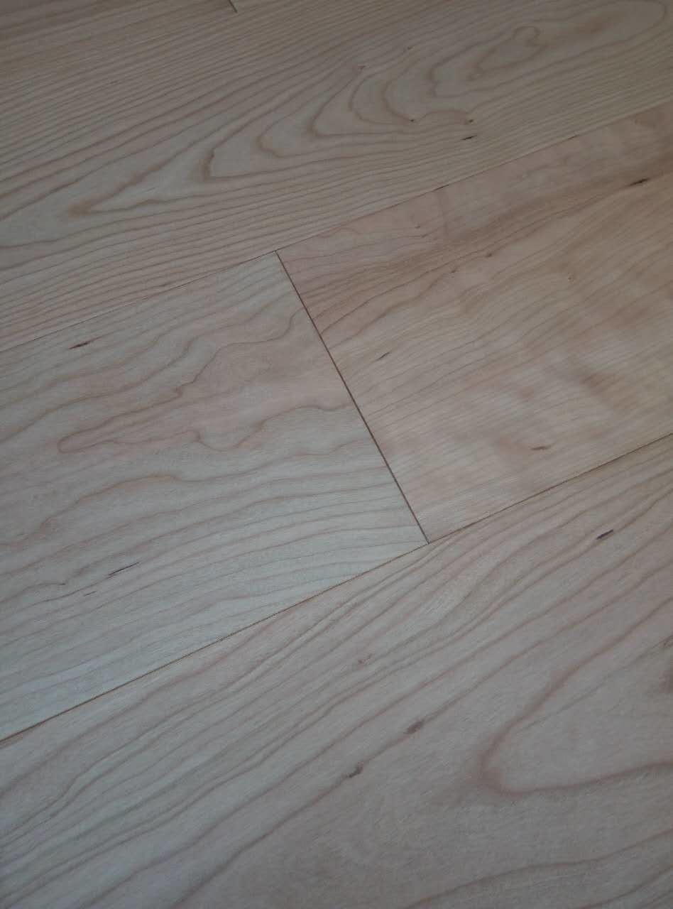 American Cherry Engineered Wood Flooring Ab Grade Smooth Surface American Cherry Engineered Wood Flooring Ab Grade Smooth Surface Natural Color Matt Gloss