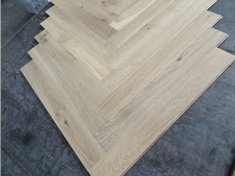 Unfinished Prefinished Fishbone Herringbone French Oak