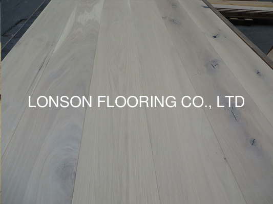 Quality oak engineered wood flooring with invisible lacquer factory