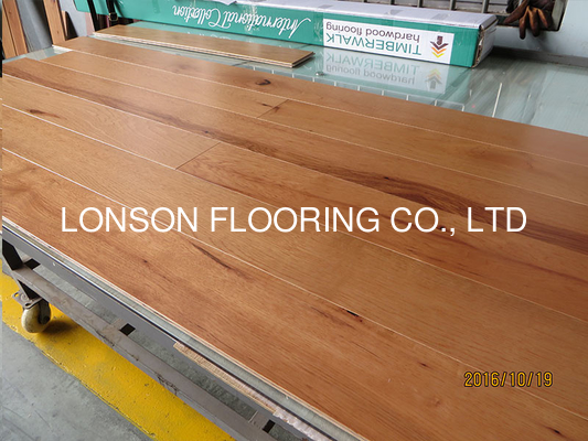 Quality natural lacquered hickory engineered wood flooring; hickory wood flooring supplier factory