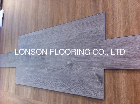 Quality Interlocking wood grain luxury Vinyl Flooring PVC material Flooring factory
