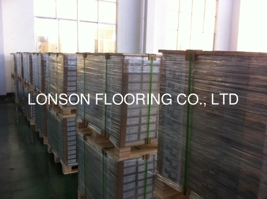 Quality Interlocking wood grain luxury Vinyl Flooring PVC material Flooring factory