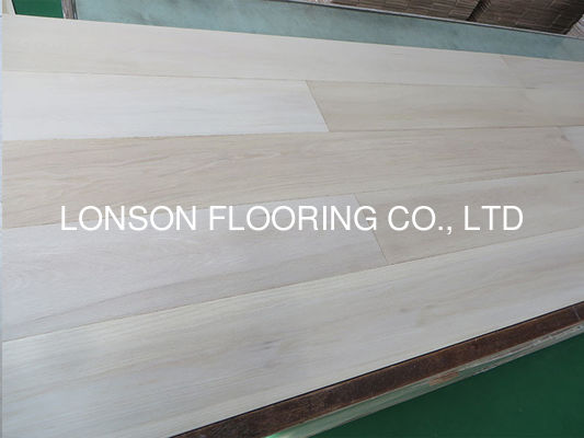 Quality Russian Oak Engineered Wood Flooring With Bleach White Uv Oil ABC Grade factory