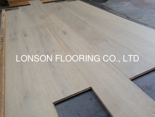 Quality Selected Grade Russian White Oak Engineered Hardwood Flooring To USA factory