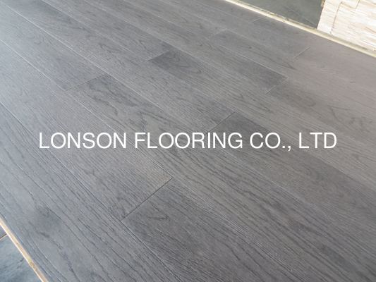 Quality Dark Grey Oak Engineered wood Flooring, Prime AB Grade & Brushed Finishing factory