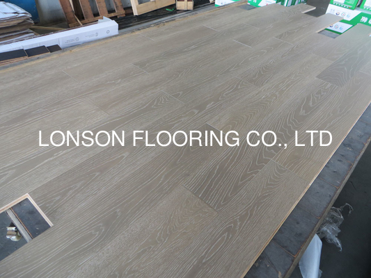 Quality smoked oak multi-layers wood flooring, AB grade and white washed finishing factory