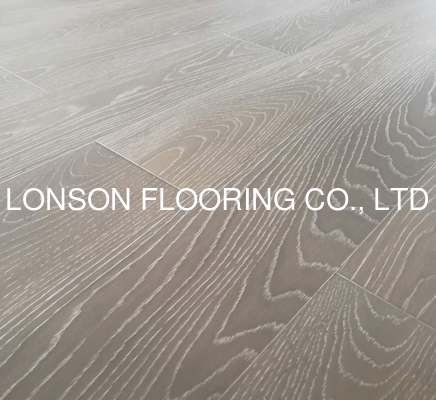 Quality smoked oak multi-layers wood flooring, AB grade and white washed finishing factory