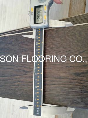 Quality White Oak Fishbone Herringbone Parquet Flooring Dark Stained E19 Color factory