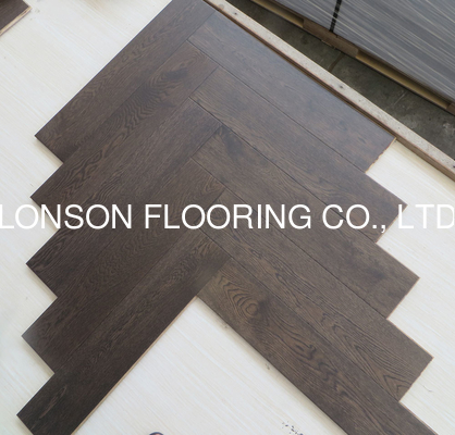 Quality dark stained White Oak herringbone/fishbone engineered wood flooring factory