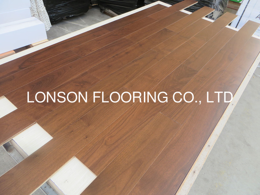 Quality premium AB grade American Black Walnut Engineered wood flooring with different stains factory