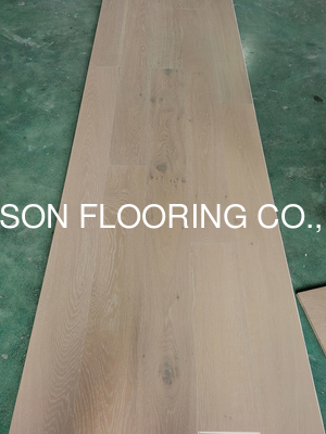 Quality smoked and brushed White Oak Wood Flooring, popular color DSCU-03 factory