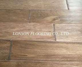 China Walnut wood flooring-solid