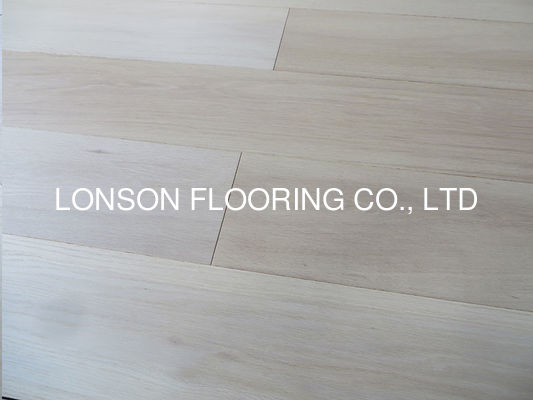 Quality Russian Oak Engineered Wood Flooring With Bleach White Uv Oil ABC Grade factory