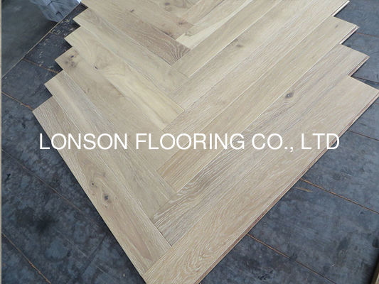 Quality Unfinished Prefinished Herringbone Flooring French Oak Engineered Wood Flooring factory