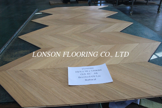Width 90mm Natural Oak Chevron Engineered Flooring 510x90x10/4MM, AB grade, Brushed, UV lacquer