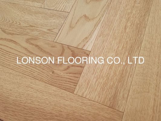 Quality Prime White Oak Herringbone Engineered Flooring 600 X 90 X 12/3MM Size factory