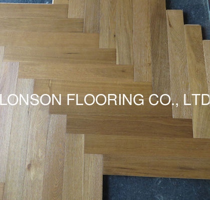 Quality Residential Smoked Oak Engineered Herringbone Parquet Flooring Color 21 factory
