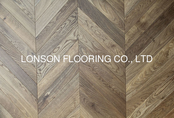 Quality Dark Smoked Wax Oiled Engineered Wood Chevron Flooring Matt Design factory
