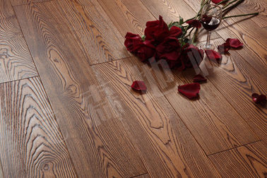 embossed China Ash Multi-layers engineered wood flooring with stained lacquer