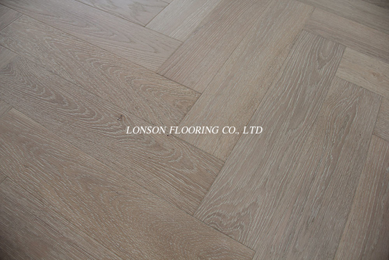 High Quality Herringbone Oak Engineered Wood Flooring, 600 x 125MM