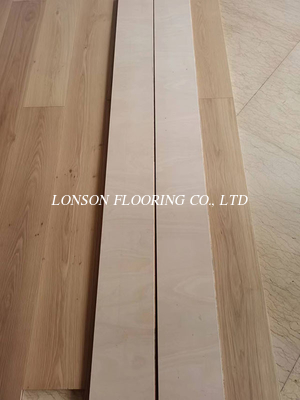 Selected Grade Natural Invisible Lacquered Oak Engineered Wood Flooring