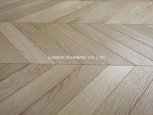 2 Layers Oak Chevron Parquet Flooring, Nature Grade To Italy