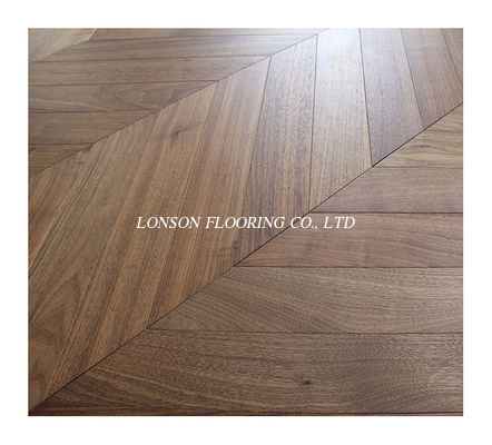 2 Layers American Walnut Chevron Parquet Flooring, Nature Grade To Italy