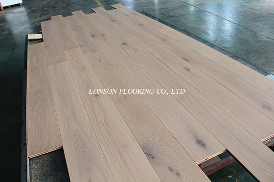 Light Color Oak Engineered Wood Flooring, Character Grade, Color Norcia