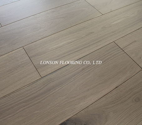 Light Color Oak Engineered Wood Flooring, Character Grade, Color Norcia