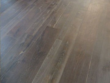 rustic European French Oak Engineered Wood Flooring with cracks &amp; knots