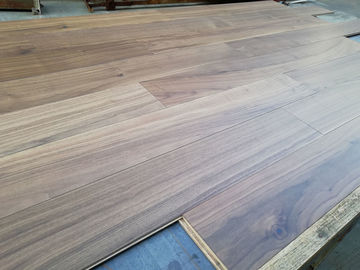 Selected Grade American Walnut Engineered Wood Flooring, Natural Colour