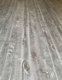 rustic oak engineered wood flooring, EF grade with big cracks,