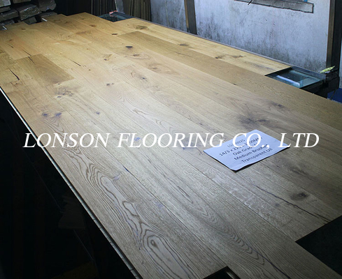 3 layers Rustic Oak Engineered Wood Flooring, 220 x 14/3MM, Natural Oil