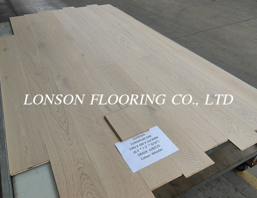 7.5&quot; White Oak Engineered Hardwood Flooring, Character Grade, Light Stain