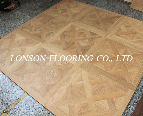 Prime Oak Versailles Pattern Flooring to Italy, Natural Vanished