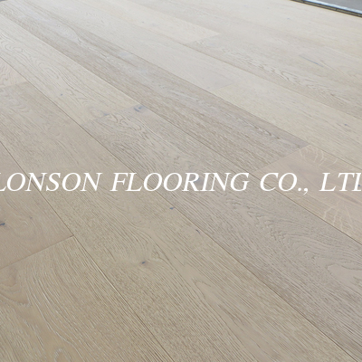 Popular Brushed White Washed UV Lac Oak Engineered Wood Flooring, Thickness 15/4mm