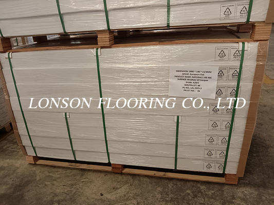 Natural Lacquered  A/B/C Grade Oak Engineered Wood Flooring, Origin: Indonesia