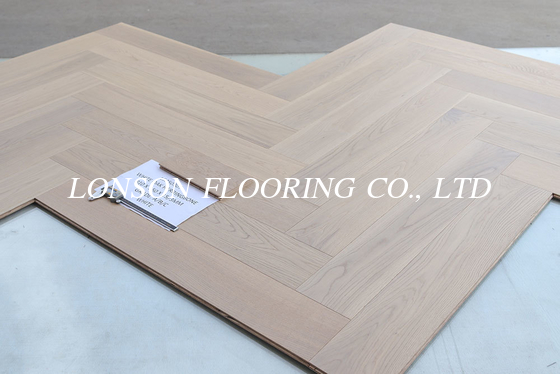 White Stained Herringbone Oak Engineered Hardwood Flooring, Good Price