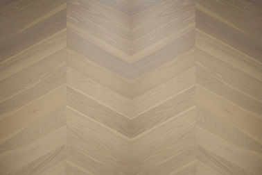 Parquet Chevron Oak Engineered Wood Flooring with angle 60 degree