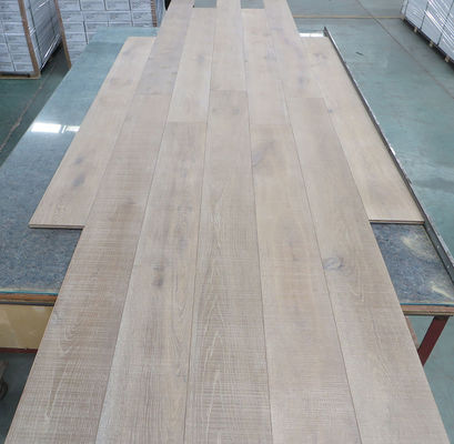 Character European Oak engineered wood flooring, width 220mm