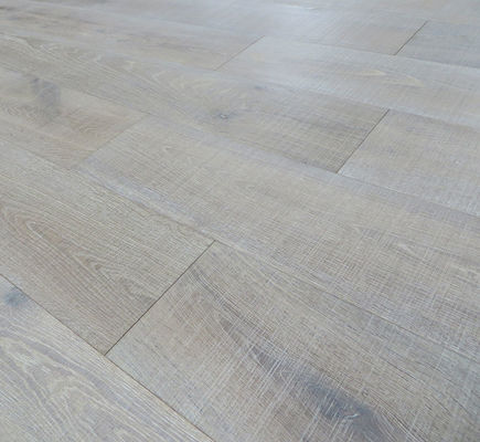 Character European Oak engineered wood flooring, width 220mm