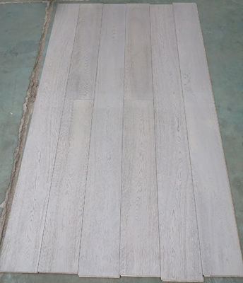 smoked Oak Engineered Wood Flooring with silver powder