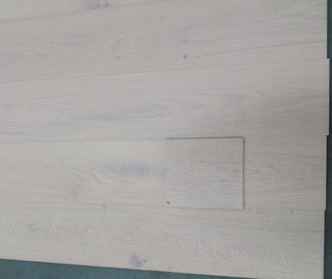 white brushed European Oak multi layers engineered wood flooring