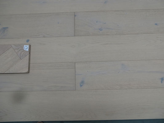 Character European Oak engineered wood flooring, light smoked and white stained-color O