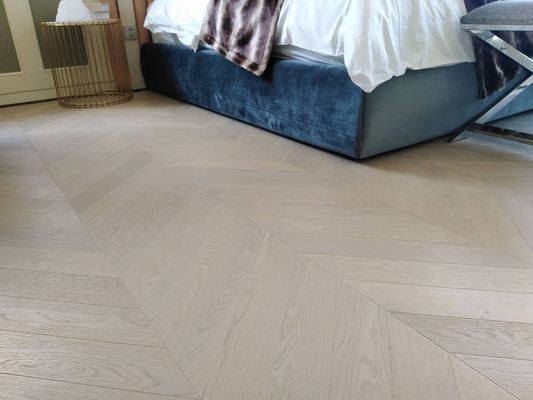 White Stained Oak Chevron Engineered Wood Flooring, Premium Grade