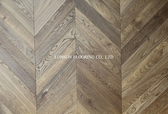 Dark Smoked &amp; Wax Oiled Chevron Oak Engineered Flooring Parquet to Euro