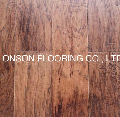 Quality distressed Hickory engineered Wood Flooring, handscraped and brushed finishing factory