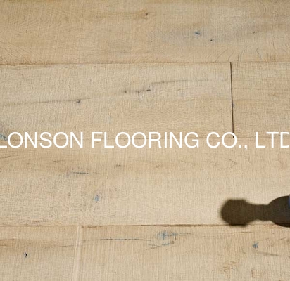 Quality Classic Oak Engineered Wood Flooring with sawn mark and white stained factory