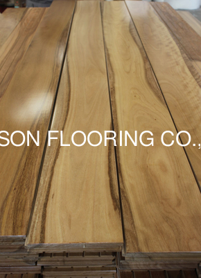 quality Pacific Spotted Gum solid Timber Flooring, smooth surface with natural color factory